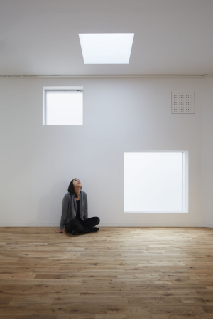 Florian Busch Architects, Japan, Tokio, Tokyo, office, Brogebude, Beton, concrete, Fassade, facade, apartment, Roppongi Hills, Arbeit, work