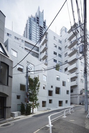 Florian Busch Architects, Japan, Tokio, Tokyo, office, Brogebude, Beton, concrete, Fassade, facade, apartment, Roppongi Hills, Arbeit, work