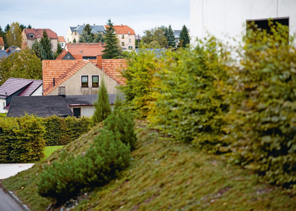 Architektur und Du, Atelier ST, Leipzig, Sebastian Thaut, Silvia Thaut-Schellenberg, Architekturmonographie, junge Architekten, young architects, Huser bauen, Bauherr, Schner Wohnen, best architects, experiment, Wohnen, Wohnhaus, Lutherarchiv Eisleben, Umbauen, Neubau, Bcher im BauNetz, Mitte/Rand Verlag,, books, Stephan Burkoff, Jeanette Kunsmann, Werner Huthmacher, Wolfgang Stahl Fotografie, Anikka Bauer, Francois Villon, Baunetz, Bauwelt, Nils Ballhausen, Monographie, Neue Bcher, Neue Huser, Sachsen, Holz, Beton, Sichtbeton, facade, Fassade, Grner Mander, concrete, wood, construction, shortlist 2012, BDA Sachsen, Architekturbcher, books for architects, Architekturfotografie, Architekturkritik, Huser, Essay, Interview, Parabel, Bauherrn, Private Bauherrn, Grundstein, Baubeginn, Richtfest, Sandwich am See, Ostdeutschland, FH Reichenbach, Neue Huser