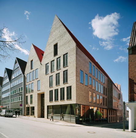 BDA Preis Schleswig Holstein 2015 entschieden, 22 Finalisten, BDA, Bund Deutscher Architekten, Beste Huser, Awards, Gute Architektur, Preisverleihung, Kiel, Petersen Prksen Partner Architekten und Stadtplaner BDA, Konrmann + Siegmund Architekten, Sunder-Plassmann Architekten, Kappeln, KBNK Architekten, Architekturbro Hansen, Schmieder.Dau.Architekten, BIWERMAU Architekten, bbp Architekten, Ulrich-Gabler-Haus, Haus am Schberg, Musikschule Norderstedt, Marienkirche Lbeck, Bund Deutscher Architekten