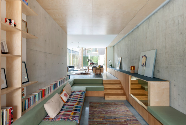 London, Edgley Design Architects, Jake Edgley, Denys Lasdun, Nroman Foster, Beton, Concrete, Architekten Haus, RIBA; RIBA Award, Fassade, Holz, Royal National Theatre, Dulwich, Experiment aus Beton, Pear Tree House, Birnenbaum, Wohnexperiment, Nachhaltigkeit, backyard, Jake Edgley, Bauherr, Sch�ner Wohnen, best architects,