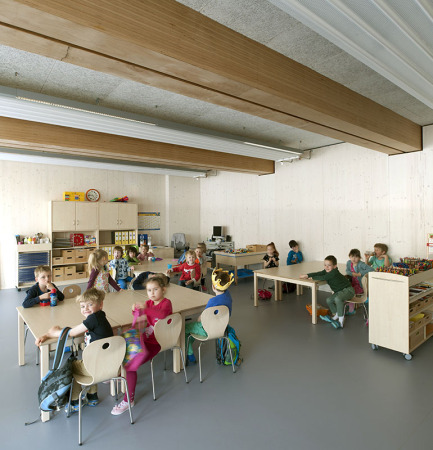 Thomas Mayer, Schule, Schulneubau, Holz, Metall, Baukasten, Europ�ischen Schule, Frankfurt am Main, 2015, school house, new building, metall, wood, European School, EZB, ECB,  Andreas Krawczyk, Nicole Kerstin Berganski, Nordweststadt, Schulkomplex, Erweiterung