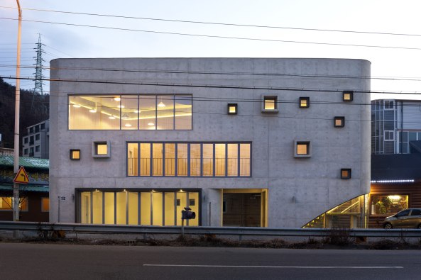 Stahlbeton, Dreieck, Holzvertfelung, Fischmaul, Sdkorea, studio_GAON, South Korea, reinforced concrete, exposed concrete, wood panelling