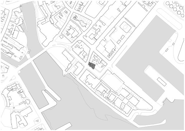 Arthouse in Ortbeton, Beton, Concrete, Kino, cinema, Programmkino in Galway, Irland, Dublin, Monolith, Neubau, Fassade, facade, Betonfassade, Fenster, Kinokomplex, Lichtspiele, Architektur, architecture, contemporary architecture, polygonal, Galway Picture Palace, Sockel, Pyramidendach, Schiefer, Blockbuster, Film, Kinofilm, Programmkino