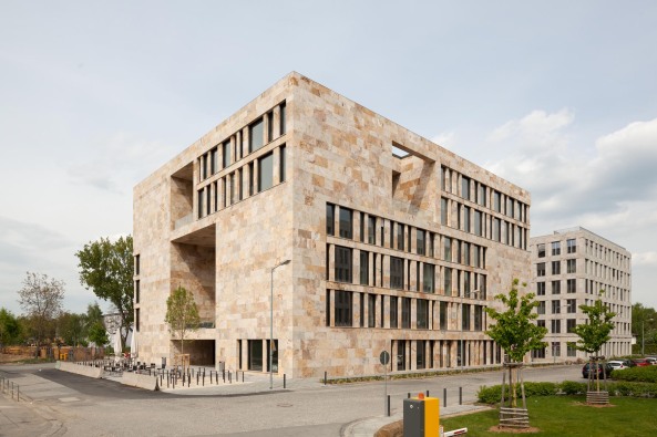 Ferdinand Heide Architekt; Frankfurt; Campus; Neubau; Seminarhaus; Campus Westend; Goethe-Universitt; Natursteinfassade