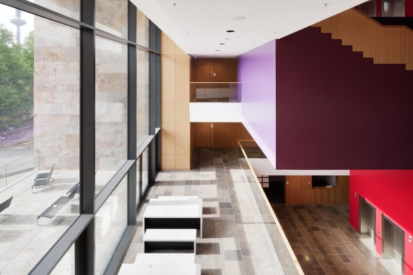 Ferdinand Heide Architekt; Frankfurt; Campus; Neubau; Seminarhaus; Campus Westend; Goethe-Universitt; Natursteinfassade