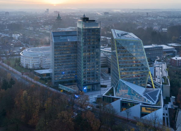 Glas, Doppelglasfassade, doubled glas, HPP, Dsseldorf, Mnster, Duk-Kyu-Ryang , westfalen, Sky-Lounge, Open Space Office