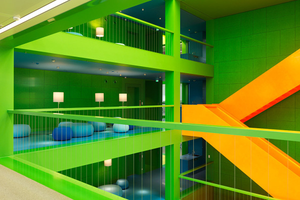 mvm architekt + starke architektur; Heroldsberg; Schwan Stabilo; Stabilo Cube; Schwarzer W�rfel; Fineliner; Farbe; corporate architecture; Markenarchitektur; Neubau; Paul Ott