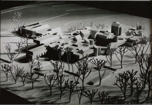 Architekturdiplom, 1945, 2015, Braunschweig, Ausstellung, Diplom, Findbuch, Architekturpavillon, Diplomanden, TU Braunschweig, Karin Wilhelm, Eckhard Gerber, Susanne Robra-Bissantz, Martin Peschken, Michael Szyszkowitz, Cloud Club, Architekturgeschichte, Nachkriegszeit, Pockelsstr. 4, Julian Busch, Helge Bofinger, Eckhard Gerber, gtas, Helga Herrenberger, Annette Meyer-Schwickerath, Oxana Krause, Hans-Joachim Pysall, Peter Ruge