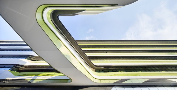 UNStudio, campus, Universitt, Singapur, University of Technology and Design, DP Architects, Neubau, 2015, Studenten, students, Ben van Berkel, Fassade, facade, Farbe, colour, Erschlieung, Auditorium