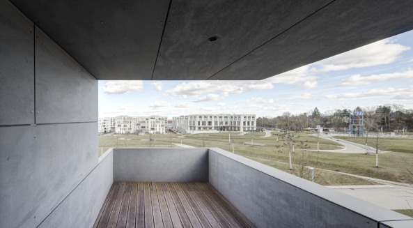 BF 30, Baugruppe, Stuttgart, Killesberg, Wohnungsbau, Wohnen, housing, Mehrgenerationenwohnen, Fassade, Park, parc, Bottega + Ehrhardt Architekten, appartment, Eternitplatte, Loggia, Balkon, Dachterrasse