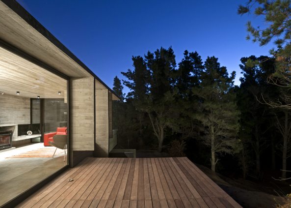 Wein House, Wohnhaus, Haus, Wohnen, housing, house, Buenos Aires, Beton, concrete, Casa, Wald, Landschaft, D�nen, dunes, forest, Villa, Hang, Erschlie�ung, Rampe, ramp, beam, Balken