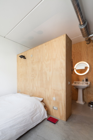 stekke + fraas, brutopia, housing, Neubau, Metallfassade, Wohnungsbau, Belgien, Baugruppe, Holz, Ausbau, Platten, Metallfassade, Blech, Dachterrasse, Wasser, Tim Van de Velde, Vielfalt, diversity, Ritterstrae, R50, wood, metal, terrace, water, Flu, Balkone, gnstig, billig, cheap, low cost, low tech, 2015, 2014, Forest, Avenue Van Volxem 387