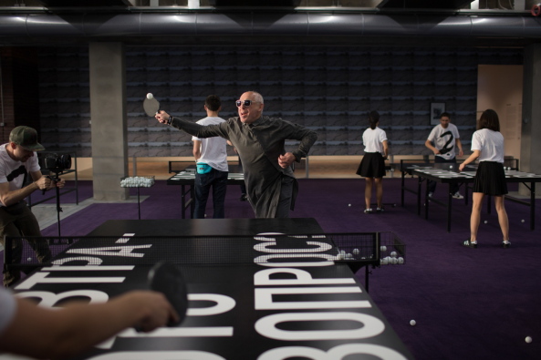 Garage, Moscow, Moskau, OMA, Rem Koolhaas, Umbau, Erneuerung, Museum, Ausstellungshaus, Museum of Contemporary Art, Vremena Goda Pavilion, Rem Koolhaas, Timur Shabaev, Form Bureau, Buromoscow, Werner Sobek, dUCKS, Les claireurs, Konstantin Melnikov, exhibition space, 2015, Kunst, Art, Fassade, Spiegelungen, Otr, Konstruktivismus, Yuri Palmin, Egor Slizyak, Denis Sinyakov, David X Prutting, Timur Shabaev