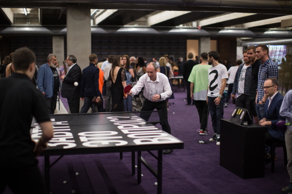 Garage, Moscow, Moskau, OMA, Rem Koolhaas, Umbau, Erneuerung, Museum, Ausstellungshaus, Museum of Contemporary Art, Vremena Goda Pavilion, Rem Koolhaas, Timur Shabaev, Form Bureau, Buromoscow, Werner Sobek, dUCKS, Les claireurs, Konstantin Melnikov, exhibition space, 2015, Kunst, Art, Fassade, Spiegelungen, Otr, Konstruktivismus, Yuri Palmin, Egor Slizyak, Denis Sinyakov, David X Prutting, Timur Shabaev