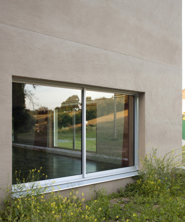 Clement Guillaume; Boidot & Robin architectes; Gemeindesaal; Saint Pierre des Bois; Elsass; helles Haus, Kuben im Dorf; fumoir; Neubau; Frankreich