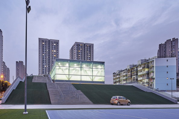 CSWADI; SanWaYao; community sports facility; Neubau; Sportkomplex;China Southwest Architectural Design and Research Institute; China; Chengdu; DongYuan; Sportzentrum; Rampe; Multifunktionshalle