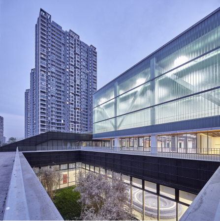 CSWADI; SanWaYao; community sports facility; Neubau; Sportkomplex;China Southwest Architectural Design and Research Institute; China; Chengdu; DongYuan; Sportzentrum; Rampe; Multifunktionshalle