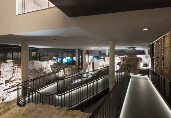 Europ�isches Hansemuseum in L�beck, Moderne Backsteingotik, Backstein, Ziegel, Bricks, Studio Andreas Heller Architects and Designers, Werner Huthmacher, L�beck, Andreas Heller, Bauen im Bestand, Umbau, Erweiterung, Museum, Ornament, Fassade, Altbau, Altstadt L�beck, BauNetz, Baunetz-Meldungen, Architektenprofile, Baukosten, Neubau, Architektur, Architekt