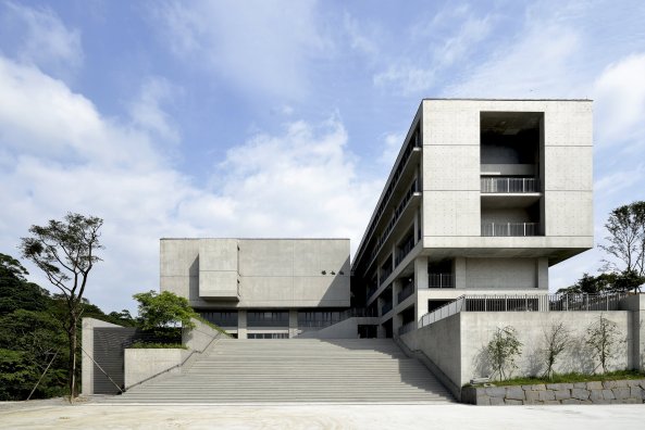 concrete, arts cetner, Taiwan, Dharma Drum Institute of Liberal Arts, Sporthalle, Studentwohnheim, Beton, Anlage, Vernacular, Tropical Architecture
