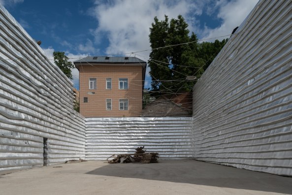 Architektur; Social Media Strategie; Moskau; Russland; KOSMOS architects; EMA; Zwischennutzung; Revitalisierung; Installation; Intervention; Yuri Palmin;