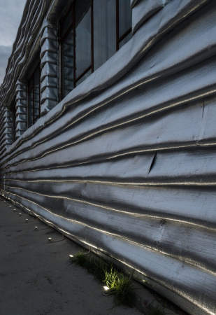 Architektur; Social Media Strategie; Moskau; Russland; KOSMOS architects; EMA; Zwischennutzung; Revitalisierung; Installation; Intervention; Yuri Palmin;