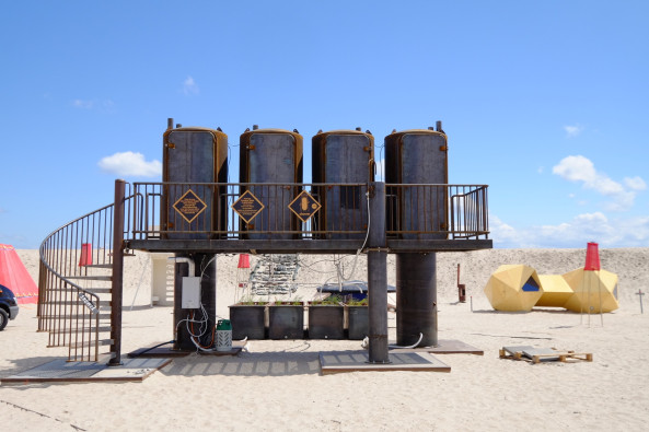 Amsterdam, camping, urban, Annette van Driel, Francis Nijenhuis, DS, landscape architects, studio plots, ijburg, temporr, kunst, bernachtung, urlaub, centrumeiland, niederlande, holland, strand, objekte, architekurobjekte