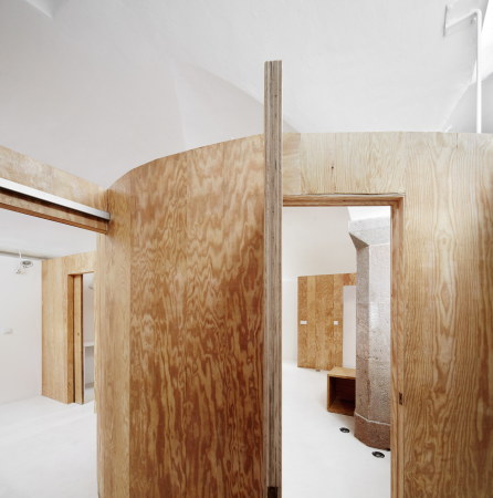 Unterirdisches Raumwunder; Kellergewlbe; Umbau; Kellerraum; Barcelona; Spanien; Ral Snchez; RAS Arquitectura; Jose Hevia, cellar, underground, apartment, vault, Gewlbe, Kellerausbau, Ausbau, Wohung, spain, Mikrozement, Microestil