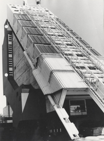 Ludwig Leo, Moderne, Umlauftank, Gregor Harbusch, Ausstellung, exhibition, London, Berlin, Stuttgart, Neuauflage, DLRG, Schiffe, Boote, VW-Bus, Architekten, Biografie, Nachkriegszeit, Wiederaufbau, Sporthalle, Charlottenburg, post war, Peter Cook, famous, ber�hmt, BAR Architekten, Antje Buchholz, Jack Burnett-Stuart, Michael von Matuschka, J�rgen Patzak- Poor, Architectural Association, Publication, Book, international exhibition