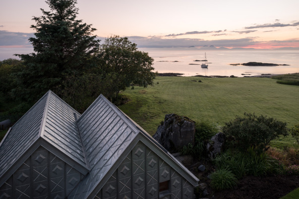 Zink, zinc, granite, Granit, Wood, Holz, Scotland, Schottland, Eddie Blake, Studio Weave, Knstlerstudio, Bach, stream, Atlantic sea, coast, Atlantischer Ozean, Chiesa del Gesu Napoli, Naples, Facade, Fassade