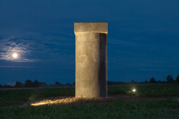 Lehm, Stroh, Museum, rurale Arbeit, rural work, museum, clay, straw, Russia, Russland, Architekturfestival, Land, Werkzeuge, traditionell, Bauer, Handwerk, Handarbeit, manual work, column, S�ule, Sergei Tchoban, Agniya Sterligova, Claude-Nicolas Ledoux