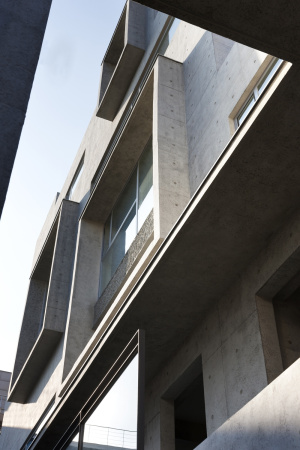 seoul, studio gaon, gaon, neubau, beton, rahmen, spiegel, gangnam, gangnam-gu, korea, bro, atelier, fotograf, fotografie, fotostudio, mise en abyme, Youngchae Park