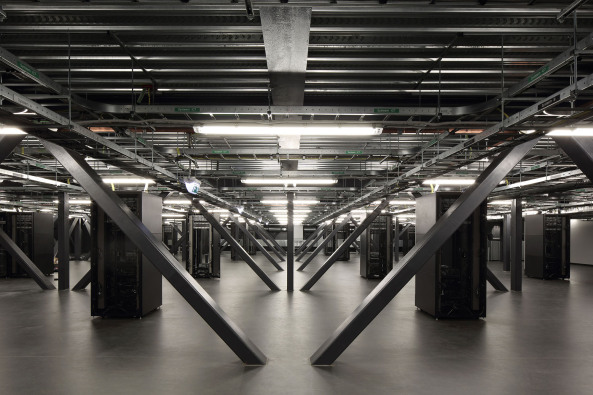 utrecht, infrastuktur, verkehrsleitzentrale, verkehrszentrale, neubau, konstruktion, stahl, corten-stahl, lamellen, fassade, eisenbahn, bahn, ingenieure, architekten, niederlande, de Jong, Gortemaker, Algra