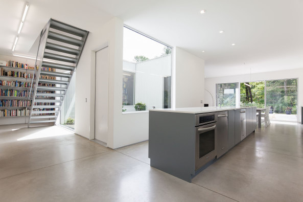 Einfamilienhaus von Leven Betts, Wohnhaus, House, Princeton University, Wellblech, Billig Bauen, Small Budget. Princeton House, architetcure, new architecture, japanese architecture, contemporary architecture, Fassade, facade, architects, bauherr, Haus Bauen, Baunetz, uncube