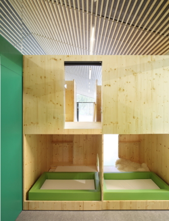 marburg, kita, +e, kindergarten, kindertagessttte, opus, neubau, faltung, passivhaus, plusenergiehaus, vitosareal, vitos, park, wald, grn, photovoltaik, Eibe Snnecken