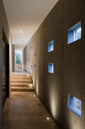 Topographie, Sichtbeton, Glas, Fassade, Villa, Knstler, Maler, Meerblick, Aussicht, Rahmung, Windschutz, Chile, unebenes Terrain, Kste