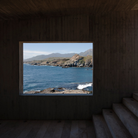 Topographie, Sichtbeton, Glas, Fassade, Villa, Knstler, Maler, Meerblick, Aussicht, Rahmung, Windschutz, Chile, unebenes Terrain, Kste