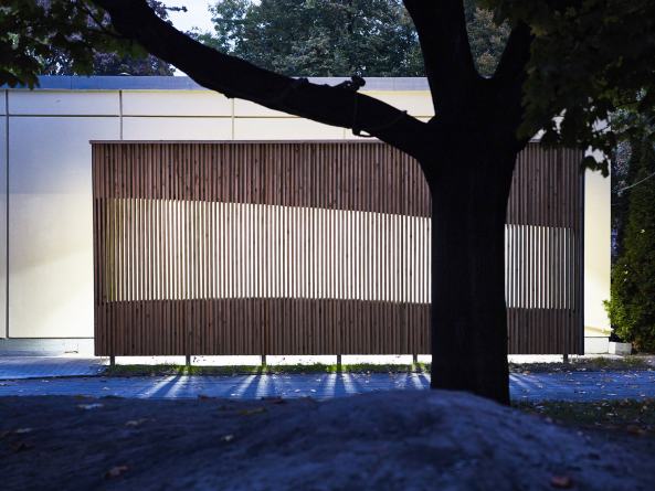 buggybin, buggy, garage, kinderwagen, fischerinsel, berlin, kinderwagengarage, legeer, kreativhaus, holz, sozial, andreas labes, holzkonstruktion, baumhaus