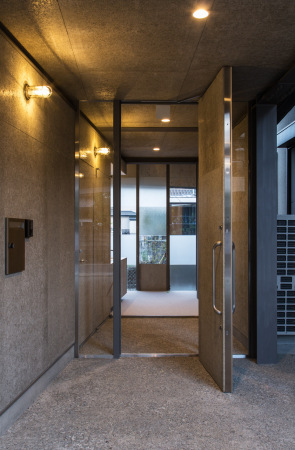 Stahl, steel, wood woll, Holzwolle, staircase, Treppe, Dach, Mansarddach, Tokushima, Japan, y+M design office Co, Kobe, Balett, dance school