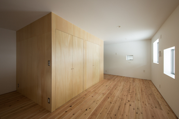 Stahl, steel, wood woll, Holzwolle, staircase, Treppe, Dach, Mansarddach, Tokushima, Japan, y+M design office Co, Kobe, Balett, dance school