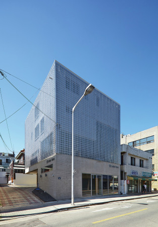 smart architecture; Lotuseffekt; Lotusbl�te; Perforierung; Stahlblech; Korea; Daegu; Lotus House; Neubau; Moon Jung sik