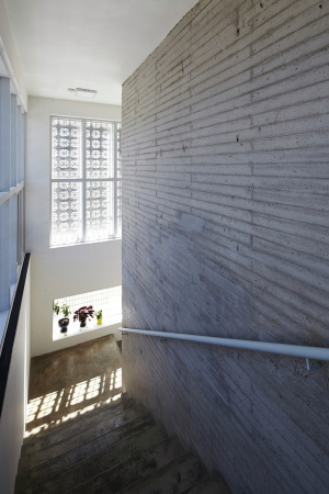 smart architecture; Lotuseffekt; Lotusbl�te; Perforierung; Stahlblech; Korea; Daegu; Lotus House; Neubau; Moon Jung sik