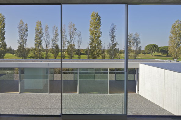 Beton-Pavillon bei Toulouse