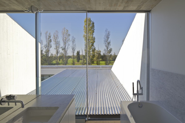 Beton-Pavillon bei Toulouse