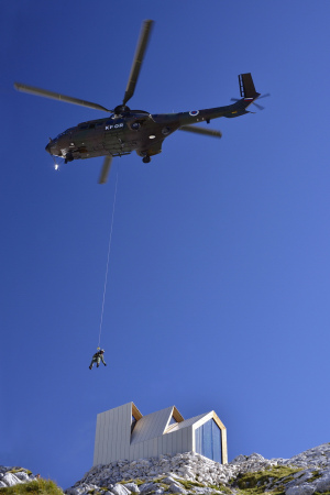 OFIS; Harvard Design School; Shelter; Schutzhtte; Alpine Shelter Skuta; Slowenien; Neubau; Bergsteiger; Biwak; Glasfaserbeton; PD Llubiljana Matica; Skuta; Architektur