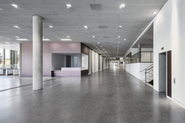 Alumium. Fassade, Opak, Farbe, color, fassade, opaque, Auer Weber, Peter Kulka, Bielefeld, Fachhochschule, University of Applied Science, Stuttgart, Mnchen, glas, concrete, Beton, courtyards, Innenhfe,