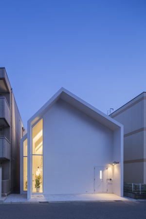 RC, reinforced concrete, Stahlbeton, Chiba, Japan, Klinik, Anbau, Asahichu Clinic, HKL-Studio, Michio Kinochita, Kenichi Shikata, Tokio, Wei, Klinik