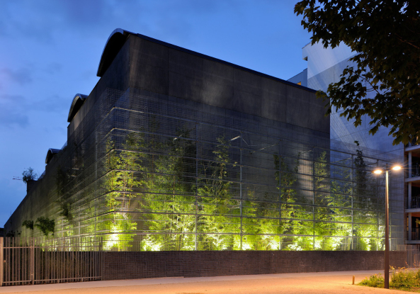 Kalkstein, limestone, substation, Transformatoren, Bambus, Maschendrahtkrbe, zweite Hlle, Stahl, Bestand, Verteilerstation, Bambus, Bambuswald, Lyon, Confluence, rue royale architectes