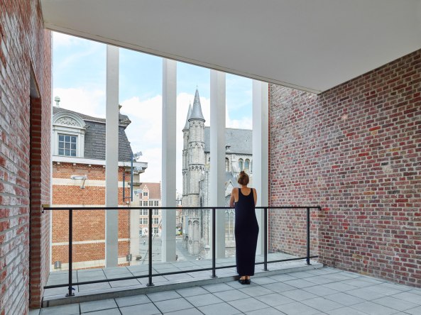 Anbau, annex, neogotisch, neo gothic, Gent, Ghent, Belgium, Abscis Architecten, mixed-use, Shopping, Apartments, city centre, historic, Stadtzentrum, Wohnen, Backstein, brick stone, concrete, Beton, zinc