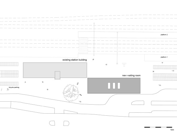 Transplantation in Barneveld; Angenehmer Warten; Prettig Wachten; NL Architects; Haltestelle; Erweiterung; Pavillon; Wartehuschen; Nahverkehr; Niederlande; ProRail; Marcel van der Burg